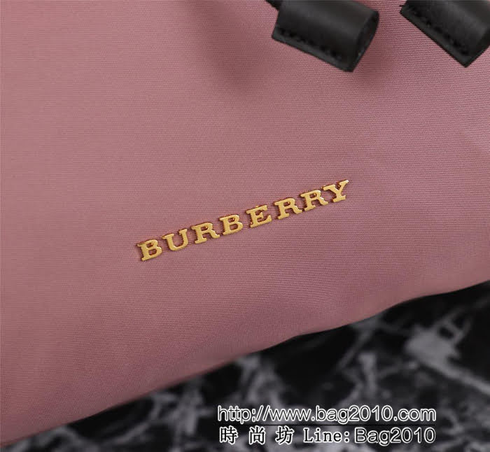 BURBERRY巴寶莉 中號 The Rucksack軍旅背包 3D立體徽標 多功能雙肩包  Bhq1309